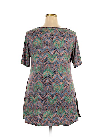 Lularoe Short Sleeve T-Shirt (view 2)