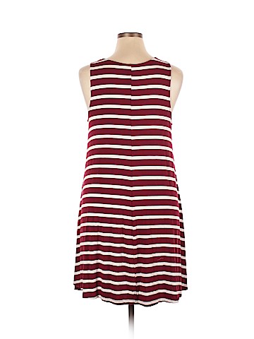 Old Navy Casual Dress (view 2)