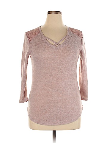 Bobbie Brooks Long Sleeve Top (view 1)