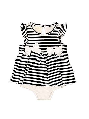 First Impressions Short Sleeve Outfit (view 1)