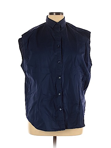 Assorted Brands Sleeveless Button-Down Shirt (view 1)