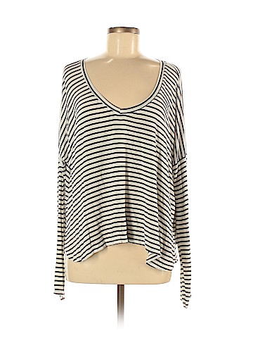 Brandy Melville Long Sleeve Top (view 1)