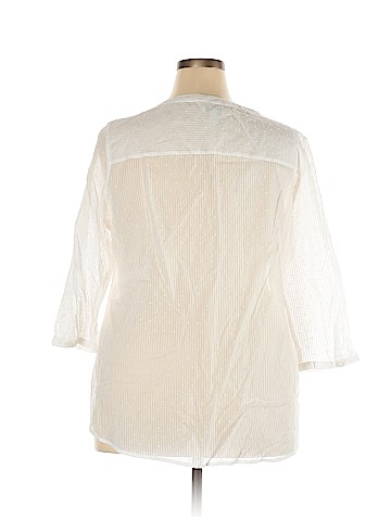 Croft & Barrow 3/4 Sleeve Button-Down Shirt (view 2)