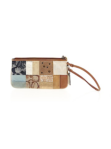Coach Wristlet (view 2)