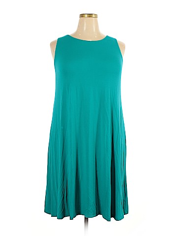 Old Navy Casual Dress (view 1)