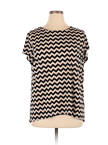 Cato Short Sleeve Top (view 1)