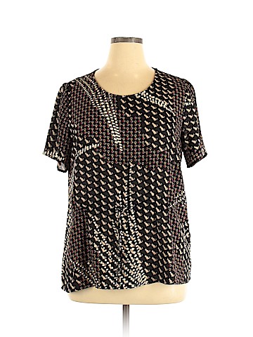 Pleione Short Sleeve Blouse (view 1)