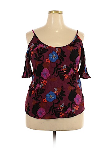 Mossimo Supply Co. Short Sleeve Top (view 1)