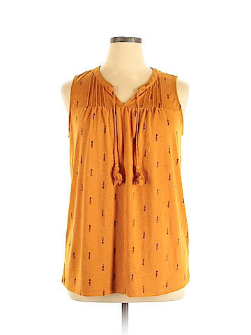 Sonoma Goods for Life Sleeveless T-Shirt (view 1)