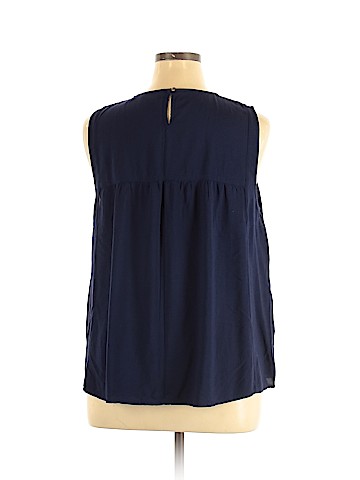 Great Northwest Sleeveless Blouse (view 2)