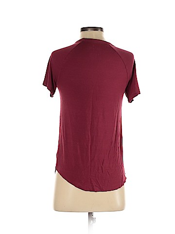 American Eagle Outfitters Short Sleeve T-Shirt (view 2)