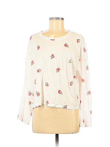 Victoria's Secret Pink Long Sleeve T-Shirt (view 1)