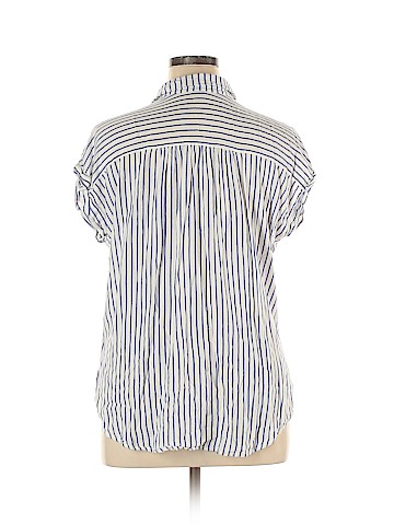 Agnes & Dora Short Sleeve Button-Down Shirt (view 2)