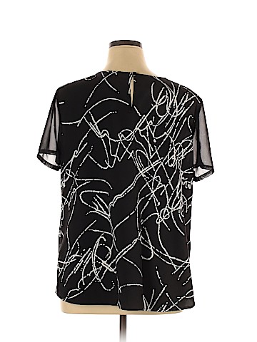 Ava & Viv Short Sleeve Blouse (view 2)