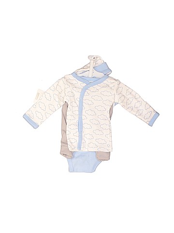 Luvable Friends Short Sleeve Outfit (view 1)