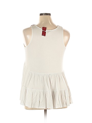 Avenue Sleeveless Top (view 2)