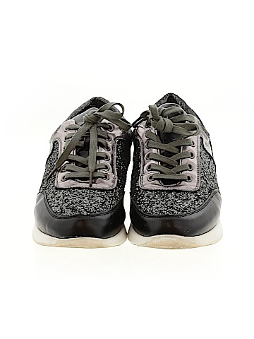 Wanted Sneakers (view 2)