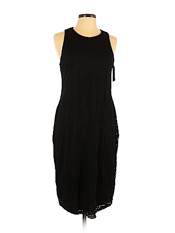 Xhilaration Cocktail Dress (view 1)