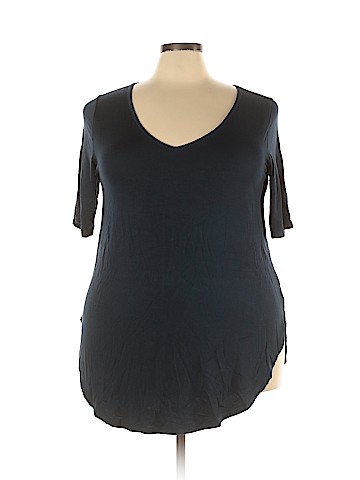 Torrid Short Sleeve T-Shirt (view 1)