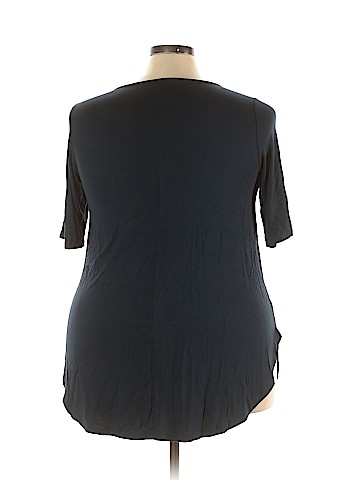 Torrid Short Sleeve T-Shirt (view 2)