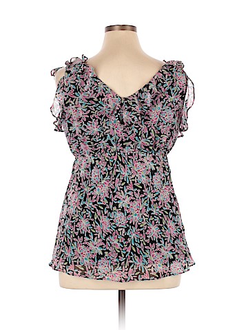 Bisou Bisou Sleeveless Blouse (view 2)