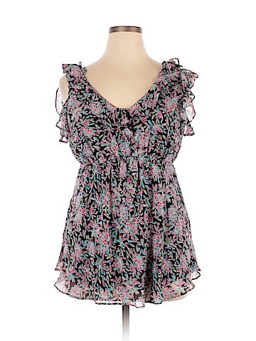 Bisou Bisou Sleeveless Blouse (view 1)