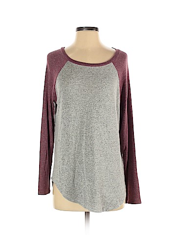 American Eagle Outfitters Long Sleeve Top (view 1)