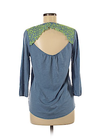 American Eagle Outfitters 3/4 Sleeve Top (view 2)