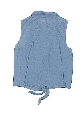 H&M Sleeveless Button-Down Shirt (view 2)