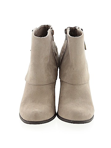 Madden Girl Ankle Boots (view 2)