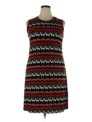 Chelsea & Theodore Casual Dress (view 1)