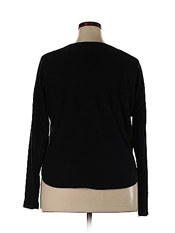 colsie Long Sleeve Top (view 2)