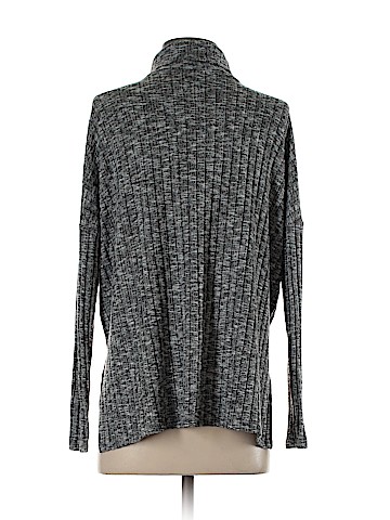 American Eagle Outfitters Pullover Sweater (view 2)