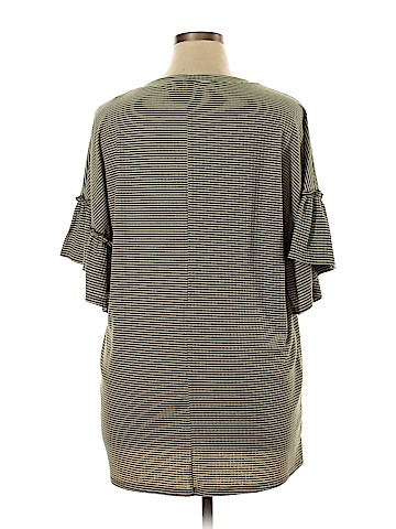 Janette Plus Short Sleeve Top (view 2)