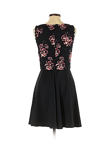 Francesca's Casual Dress (view 2)