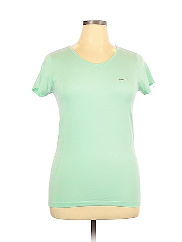 Nike Active T-Shirt (view 1)