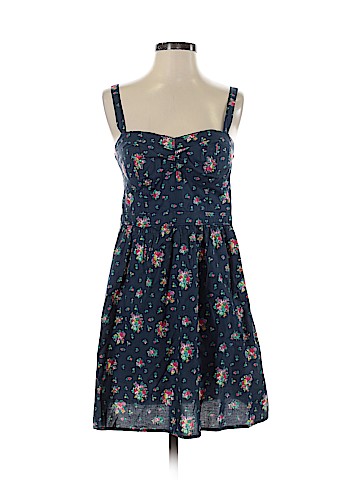 American Eagle Outfitters Casual Dress (view 1)