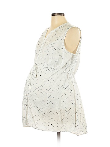 Liz Lange Maternity Sleeveless Blouse (view 1)