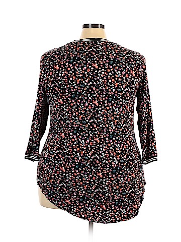 Maurices 3/4 Sleeve Top (view 2)