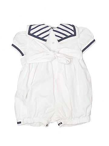 Carriage Boutiques Short Sleeve Outfit (view 2)