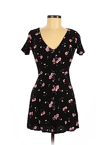 H&M Casual Dress (view 1)