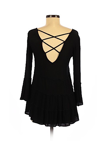 American Eagle Outfitters Long Sleeve Blouse (view 2)