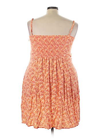 Old Navy Casual Dress (view 2)