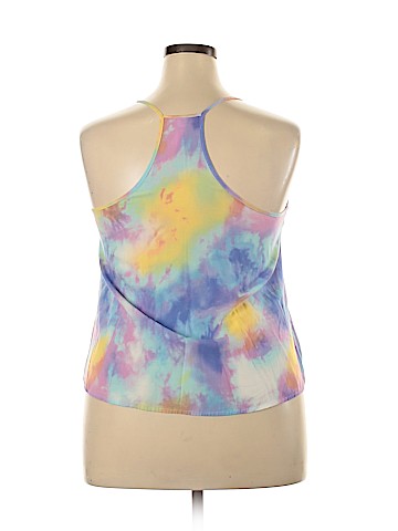 No Boundaries Sleeveless Top (view 2)