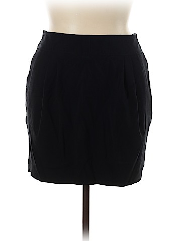Old Navy Casual Skirt (view 1)
