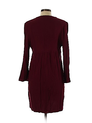 Old Navy Casual Dress (view 2)