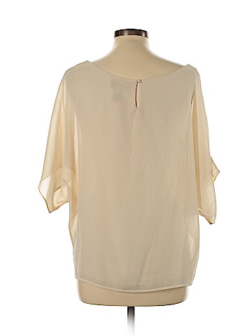 Francesca's Short Sleeve Blouse (view 2)