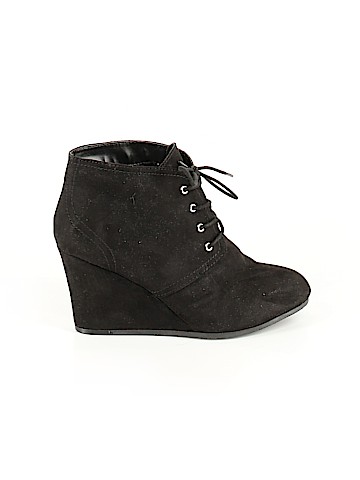 Unbranded Ankle Boots (view 1)