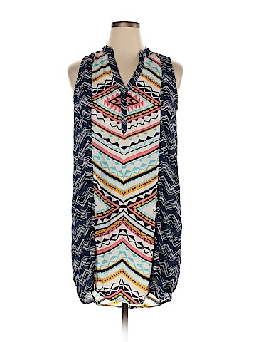 Xhilaration Casual Dress (view 1)