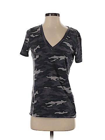 Victoria's Secret Pink Short Sleeve T-Shirt (view 1)